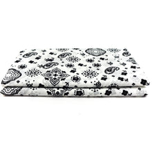 Load image into Gallery viewer, (3 Yards Cut) Poly Cotton Bandana Print Fabric, White
